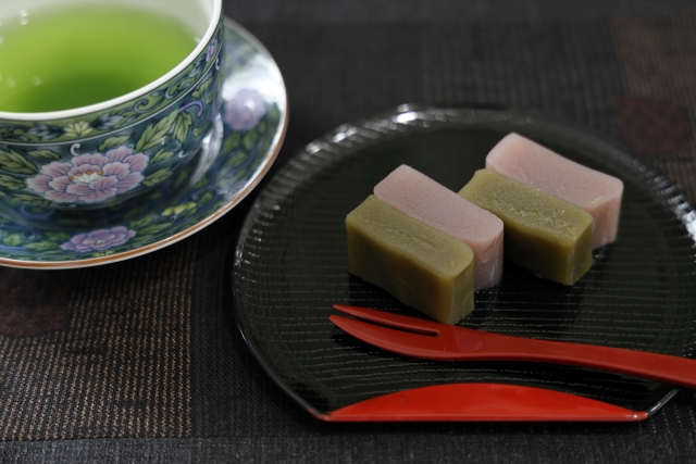 緑茶とういろう